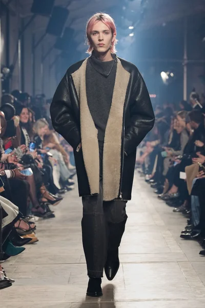 Look 31